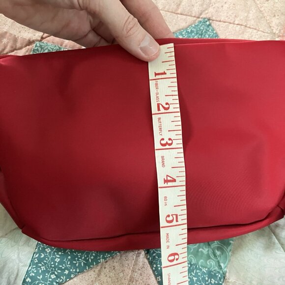 Tommy Hilfiger Crossbody Belt Bag Red Fanny Pack Y2K Sling - Picture 8 of 8